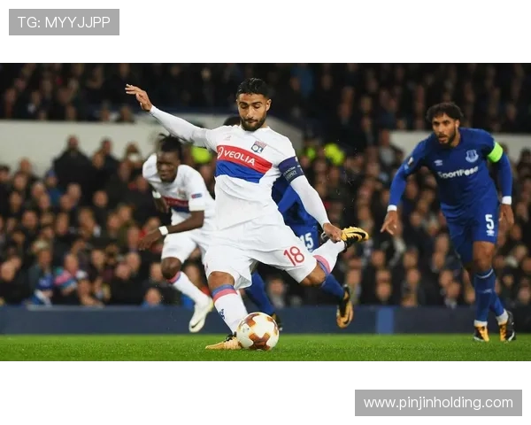 里昂俱乐部辉煌历程与球队文化传承及未来发展方向探索